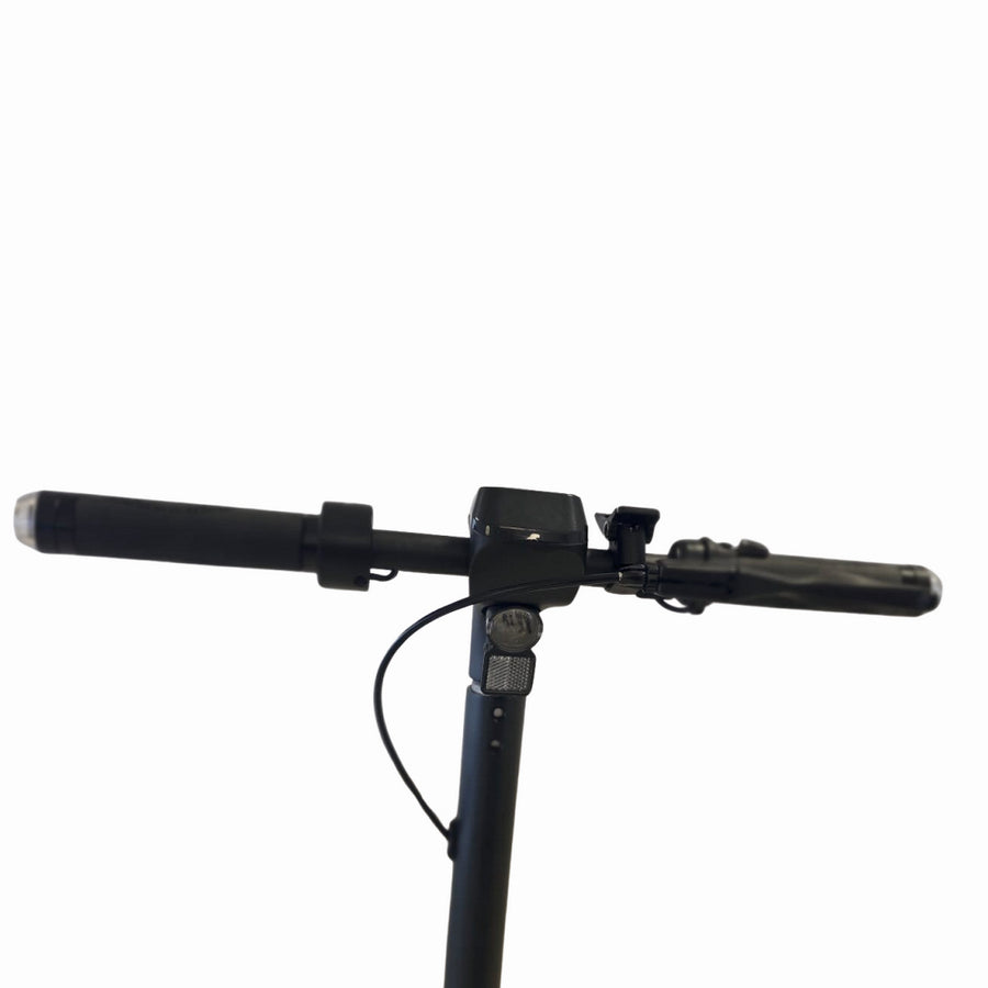 Trotineta electrica premium KOOLUX EV10K MAX, motor 400W, acumulator 36V si 15.6Ah, viteza maxima 25Km/h, autonomie 60 km, sarcina maxima 120 Kg