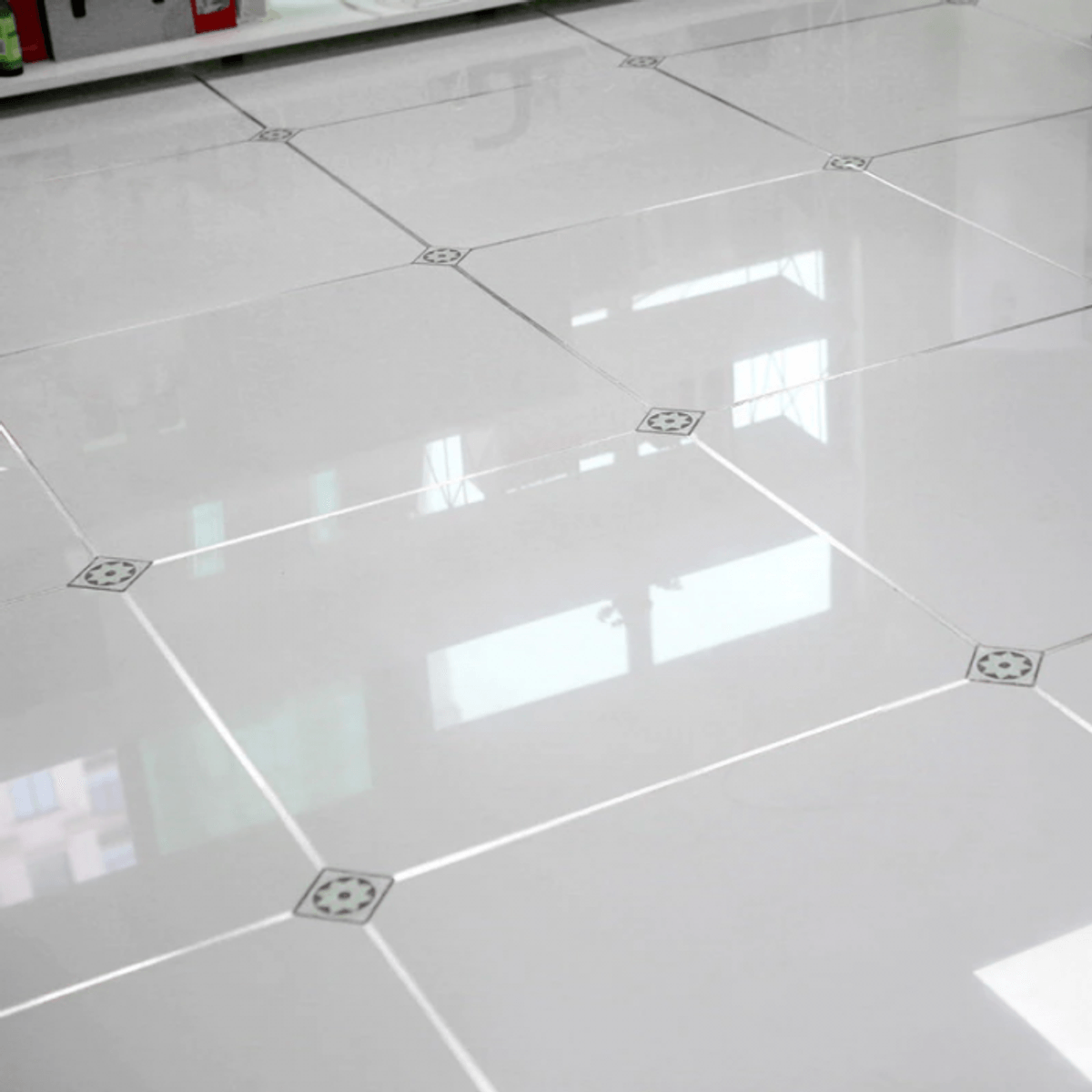 Banda Adeziva Impermeabila pentru Rosturi Gresie si Faianta 50 m x 10 mm Argintiu