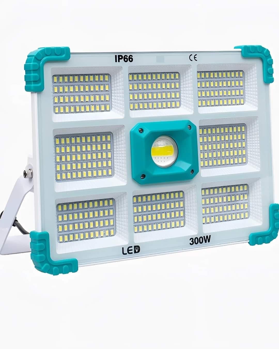 Proiector LED cu panou Solar 100W, 200W sau 300W