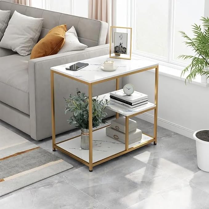 Masuta moderna cu blat tip marmura si cadru metalic auriu – 3 nivele de depozitare 60 x 40 x 68 cm