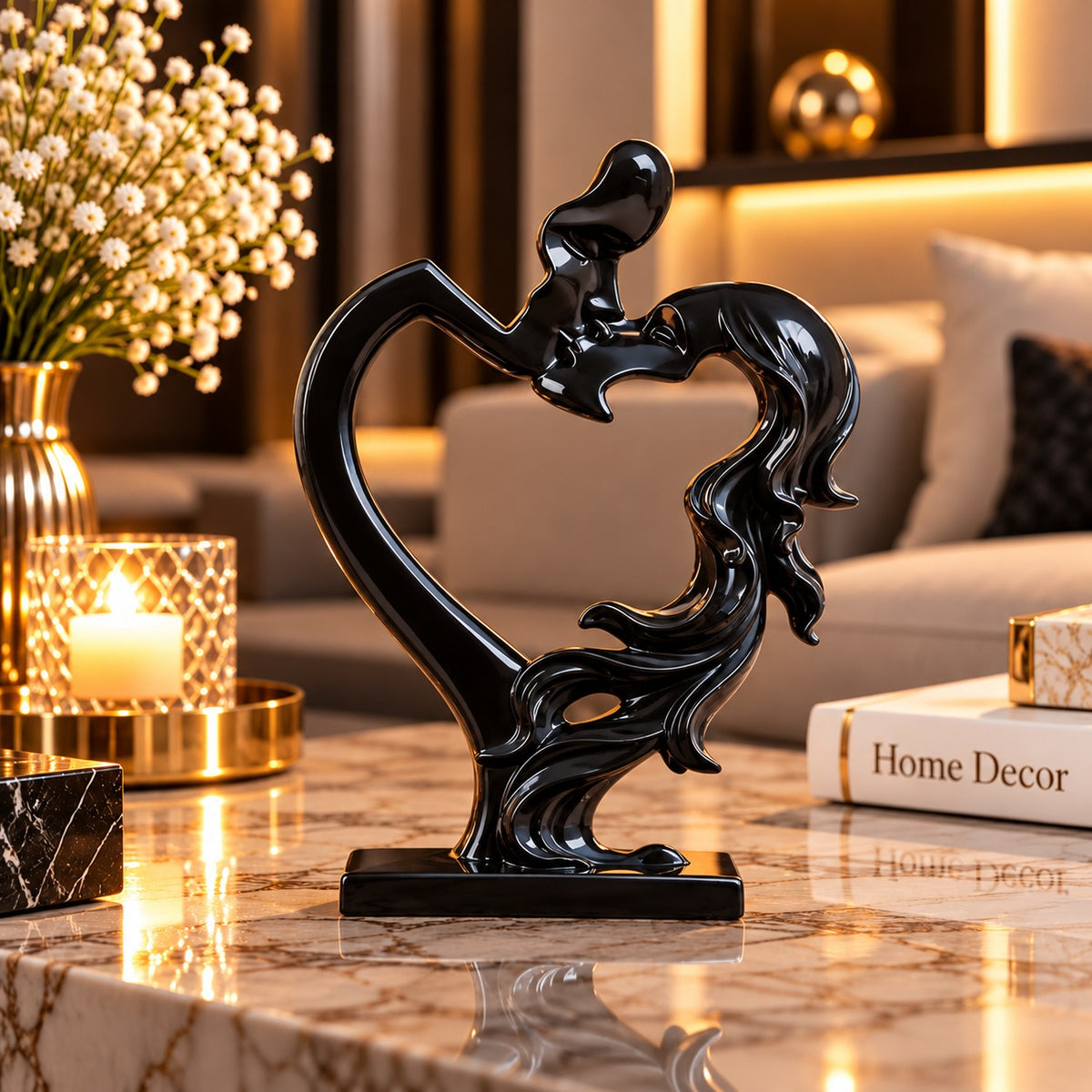 Statuetă Decorativă „Sărutul Iubirii”, Cuplu în Formă de Inimă – 17,5 × 7 × 4,5 cm - detaliu produs