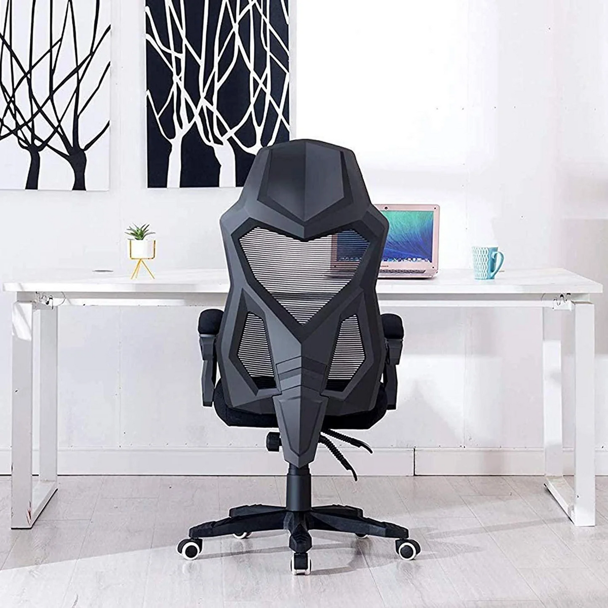Scaun de Gaming Ergonomic Predator cu spătar ventilat și design futurist