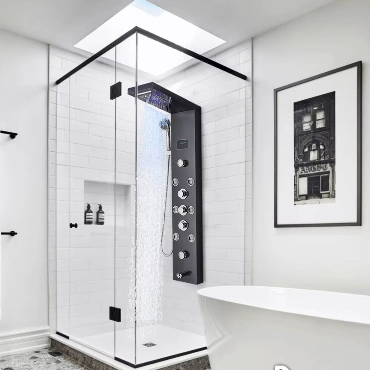 Panou dus modern din otel inoxidabil 304 cu functie cascada si jeturi multiple, montaj pe perete, culori negru, auriu si argintiu
