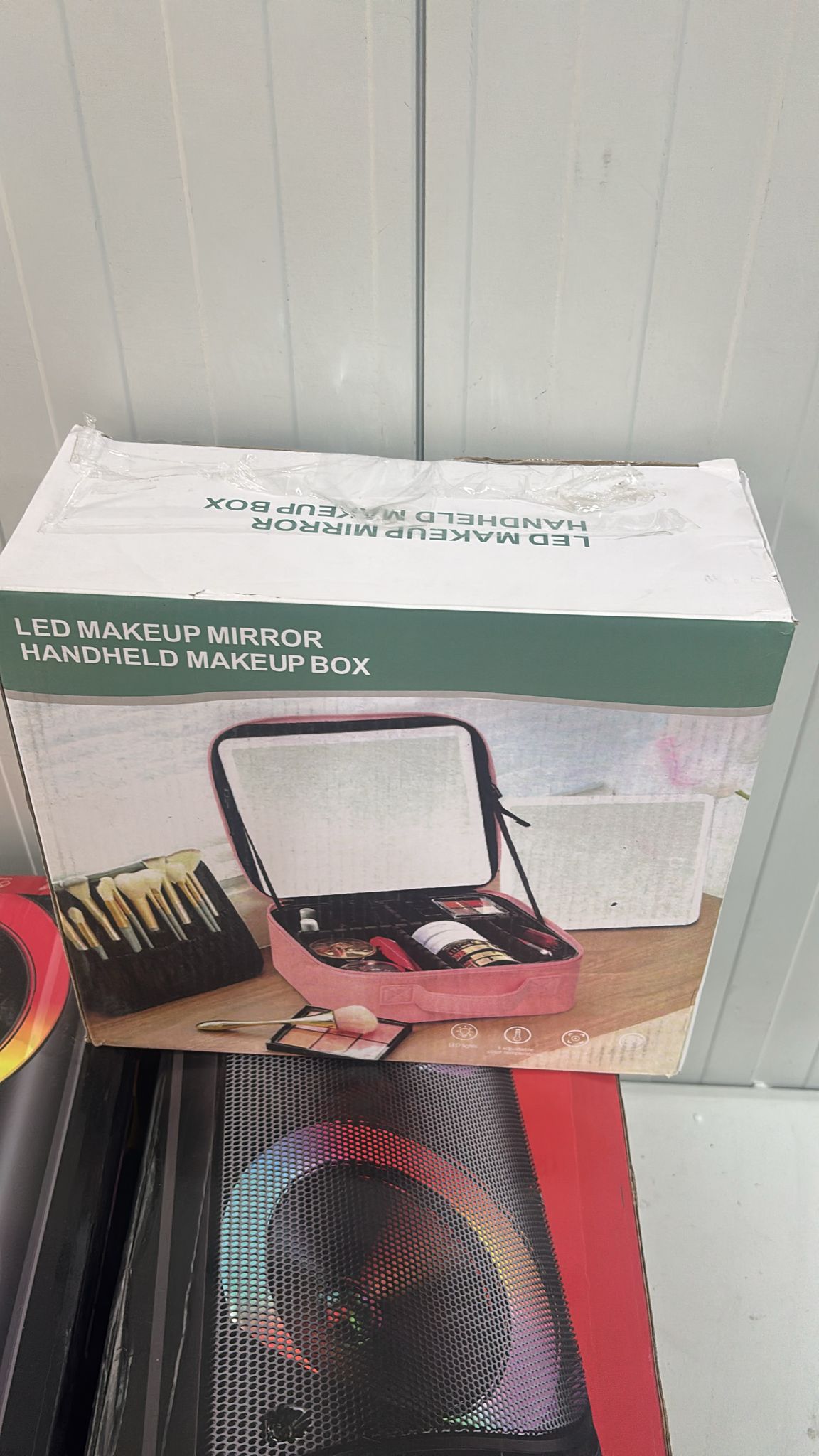 RESIGILAT — Geanta Cosmetica Pentru Make-up cu Oglinda LED cu Touch, 26x23x11 cm Negru · Incomplet #002
