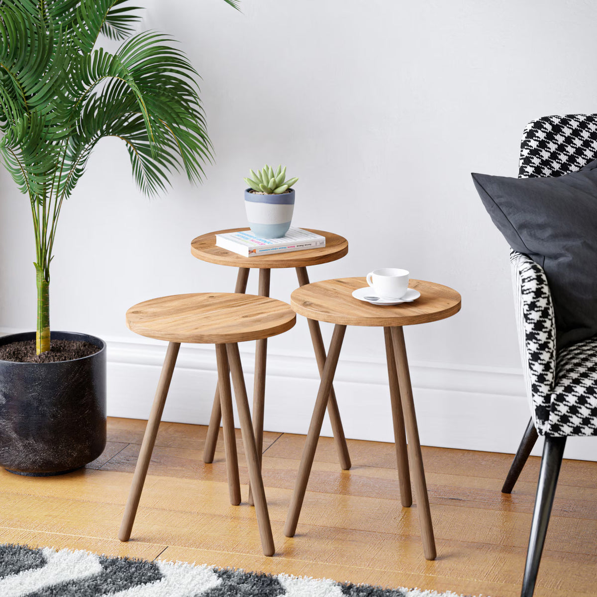 Set 3 masute decorative rotunde, cu picioare din lemn, stil scandinav, 3 inaltimi 41 / 45 / 49 cm