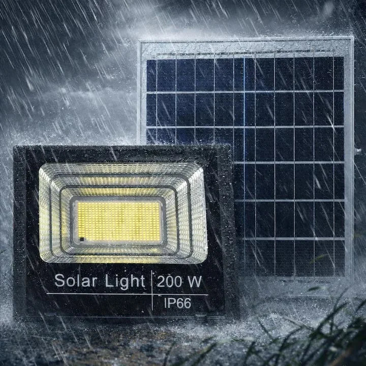 Set 3 Proiectoare Solare LED cu Panou Solar si Telecomanda, IP67, Lumina Rece