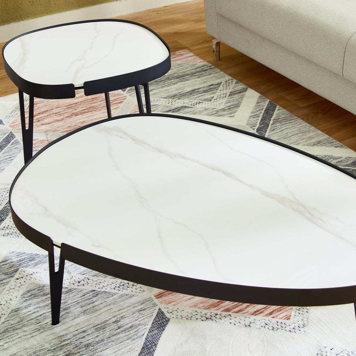 Set 2 Masute de Cafea Moderne din Piatra Sinterizata, Finisaj Lucios, Rezistente la Caldura si Pete, Design Elegant pentru Living