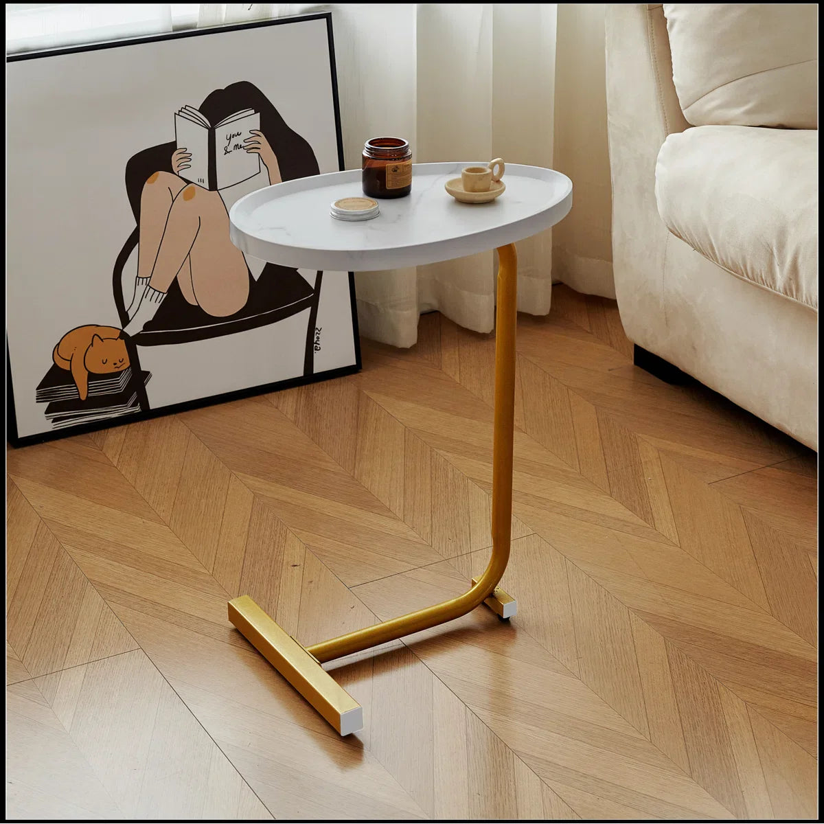 Masuta de cafea design nordic, cu blat alb si cadru metalic auriu, 40x30x60 cm