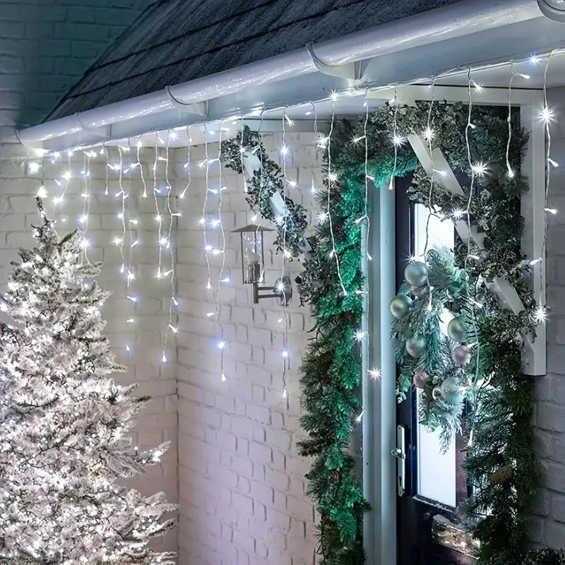Instalatie Craciun 13 metri turturi, franjuri inegali cu 310 LED-uri