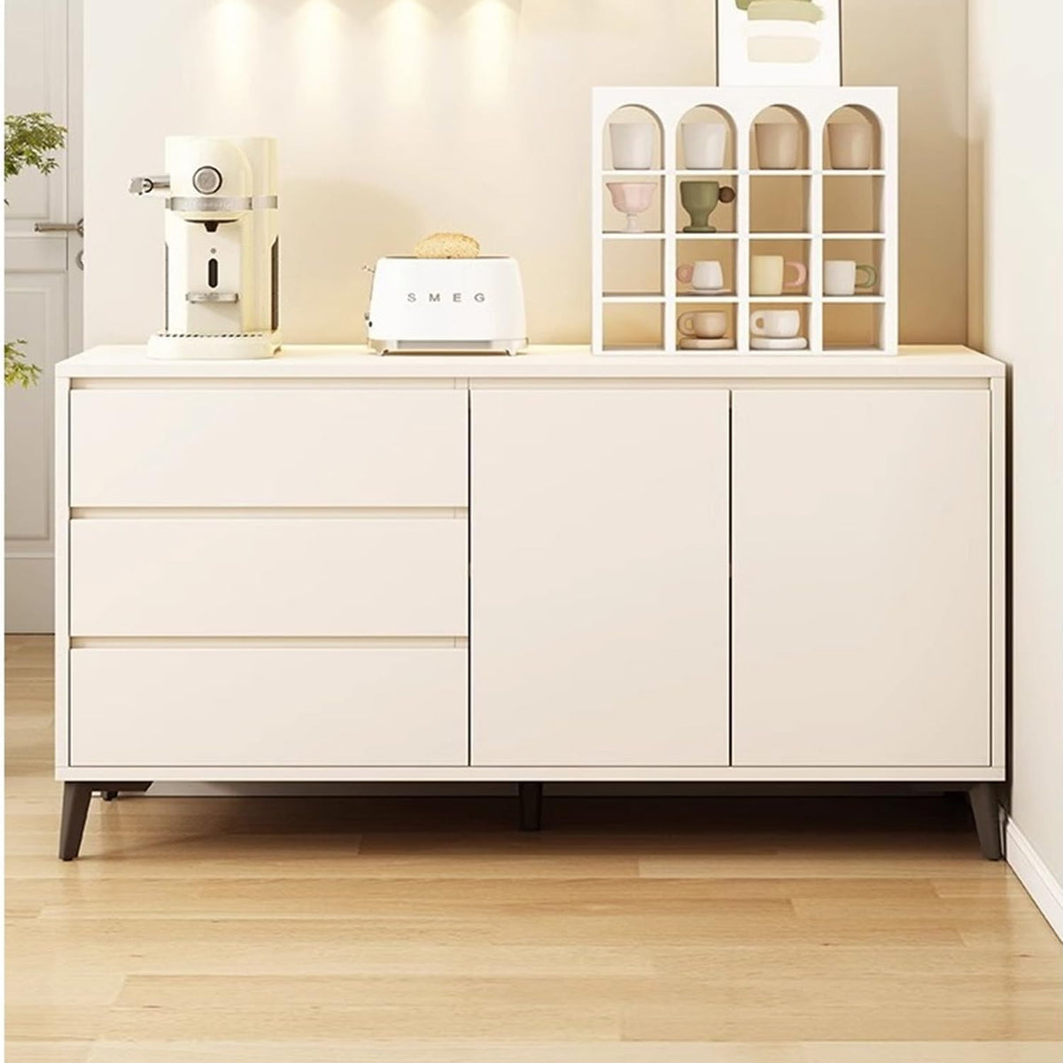 RESIGILAT - Comoda moderna si simpla cu 3 sertare si 2 usi, 140x40x75cm