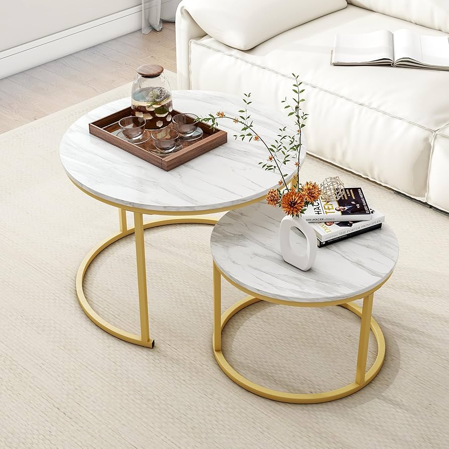RESIGILAT - Set 2 masute rotunde de cafea cu efect de marmura, blat MDF, cadru metalic auriu, 70x45 cm si 50x38 cm