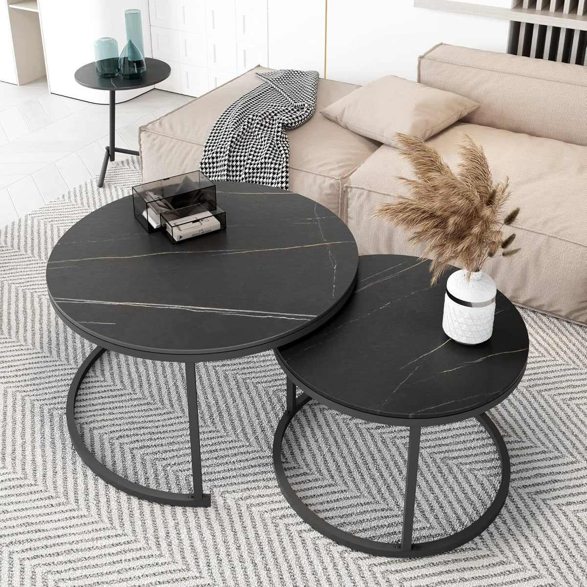 Set 2 masute rotunde de cafea cu efect de marmura, diametru 70/50 cm, blat MDF, cadru metalic