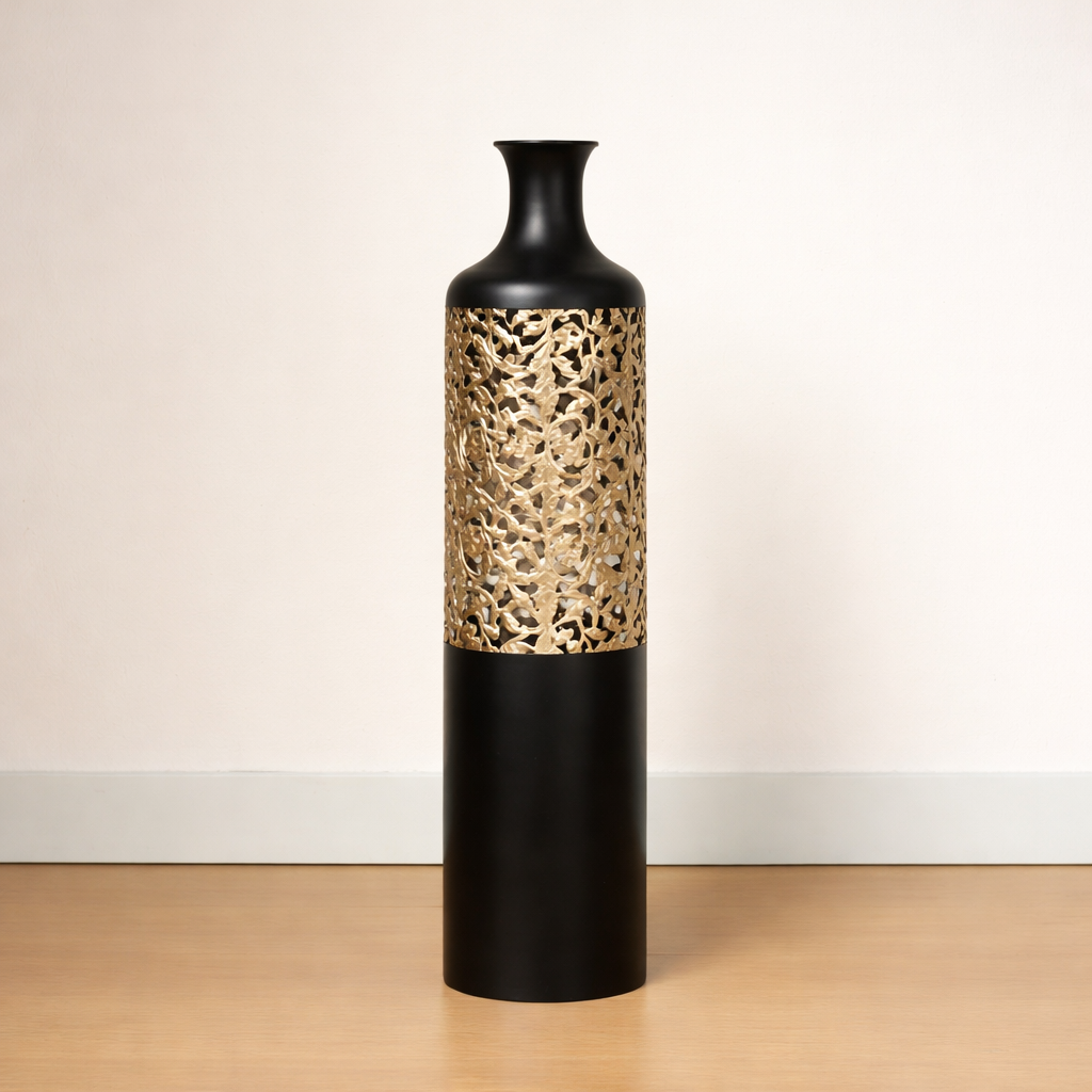 Vaza decorativa eleganta negru mat cu insertie aurie 15.5 x 73 cm