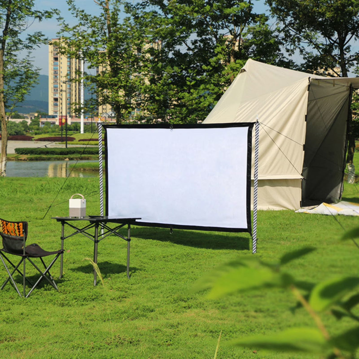 Ecran de proiectie portabil 100 inch, 16:9,  2.66 x 1.49 m, alb,