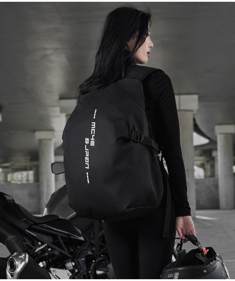 Rucsac Moto 35L impermeabil, compartiment casca &amp; design urban