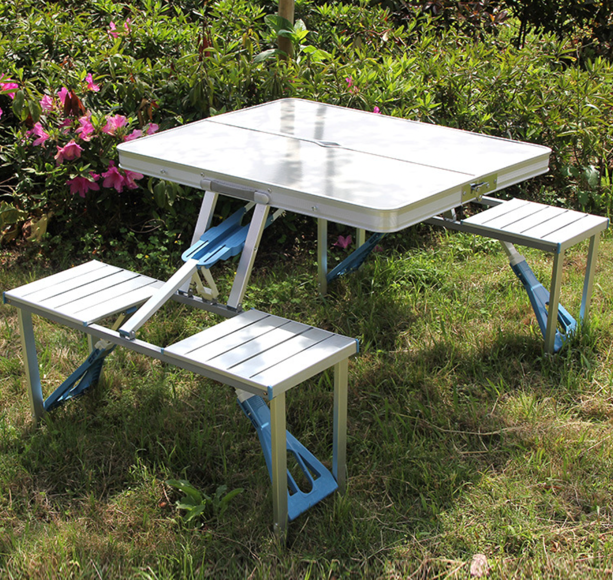 Siesta morale Slink Masa pliabila picnic tip geamantan - Model aluminiu - CuDeToate.ro