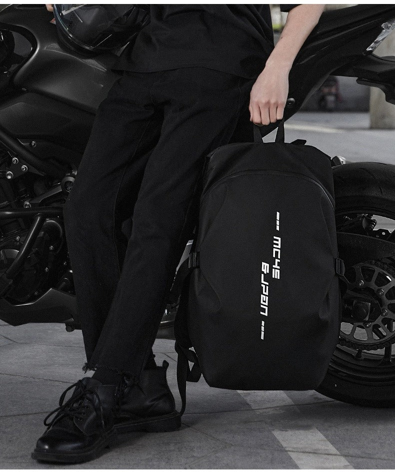 Rucsac Moto 35L impermeabil, compartiment casca &amp; design urban