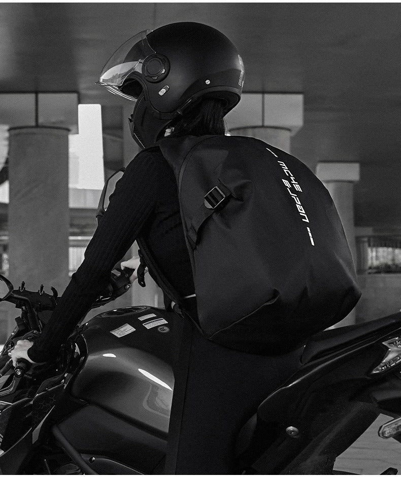 Rucsac Moto 35L impermeabil, compartiment casca &amp; design urban