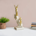 Statueta decorativa “Books Staircase” – simbol al succesului prin cunoastere si perseverenta, 30 cm