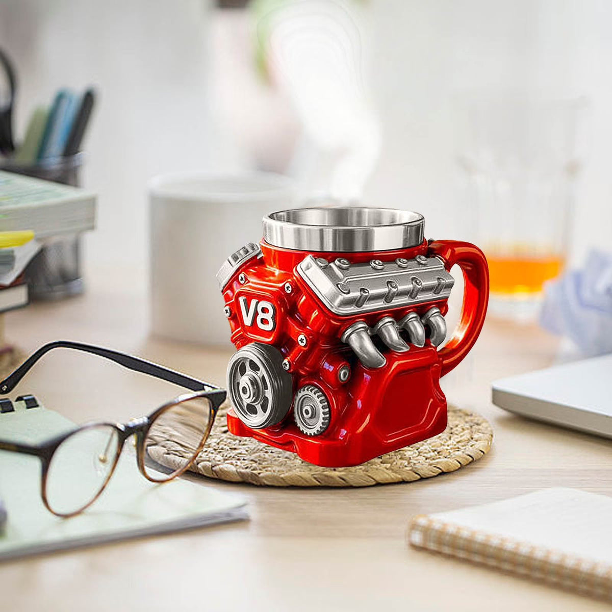Cana V8 Engine 200 ml din otel inoxidabil cu design motor 3D mecanic