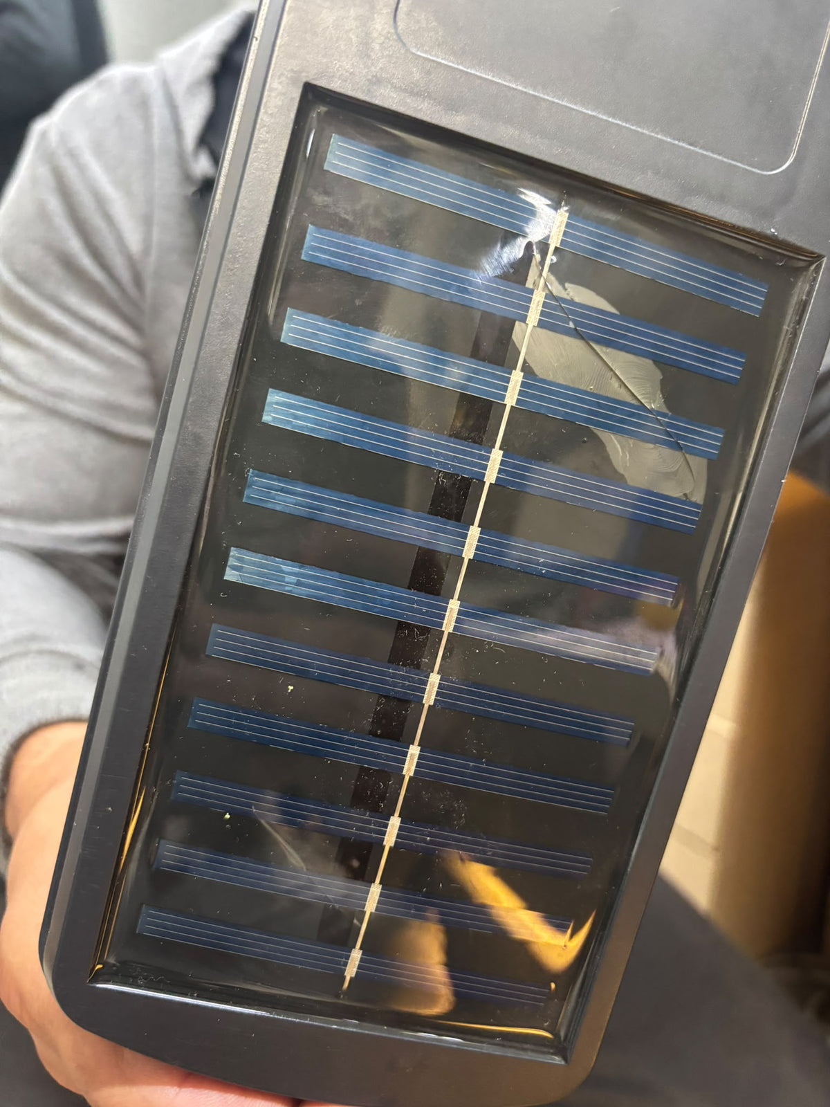 RESIGILAT — Lampa solara LED de perete exterior cu senzor de miscare si telecomanda W755-6 · Acceptabil #001