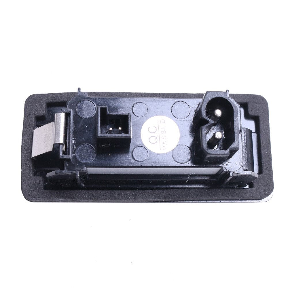 Set 2 Lampi Numar LED Canbus fara eroare BMW E39, E60, E61, E90, E91, E92, E93, E81, E82, X1/ E84, X5/E70, X6/E71