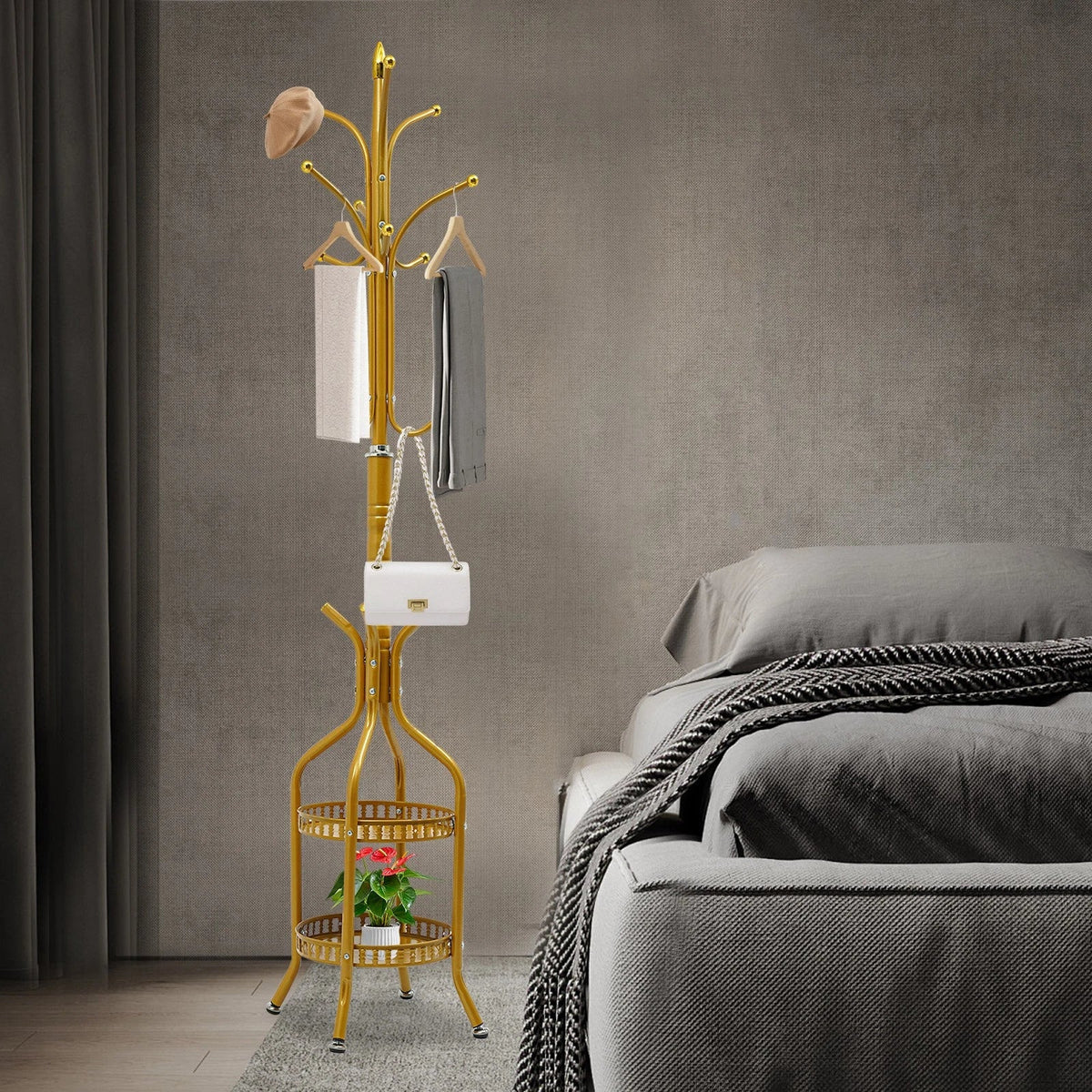 Cuier de podea metalic auriu, 34 x 189 cm, cu carlige multiple si 2 rafturi de depozitare, tip hall tree, pentru hol, dormitor sau birou