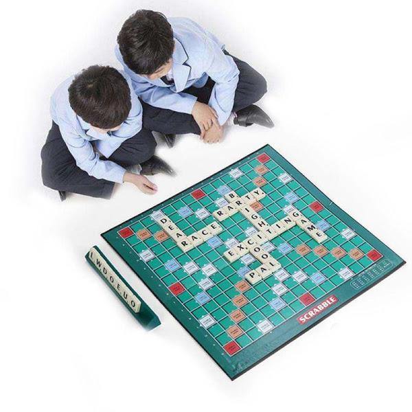 Joc de cuvinte Scrabble - Tenq.ro